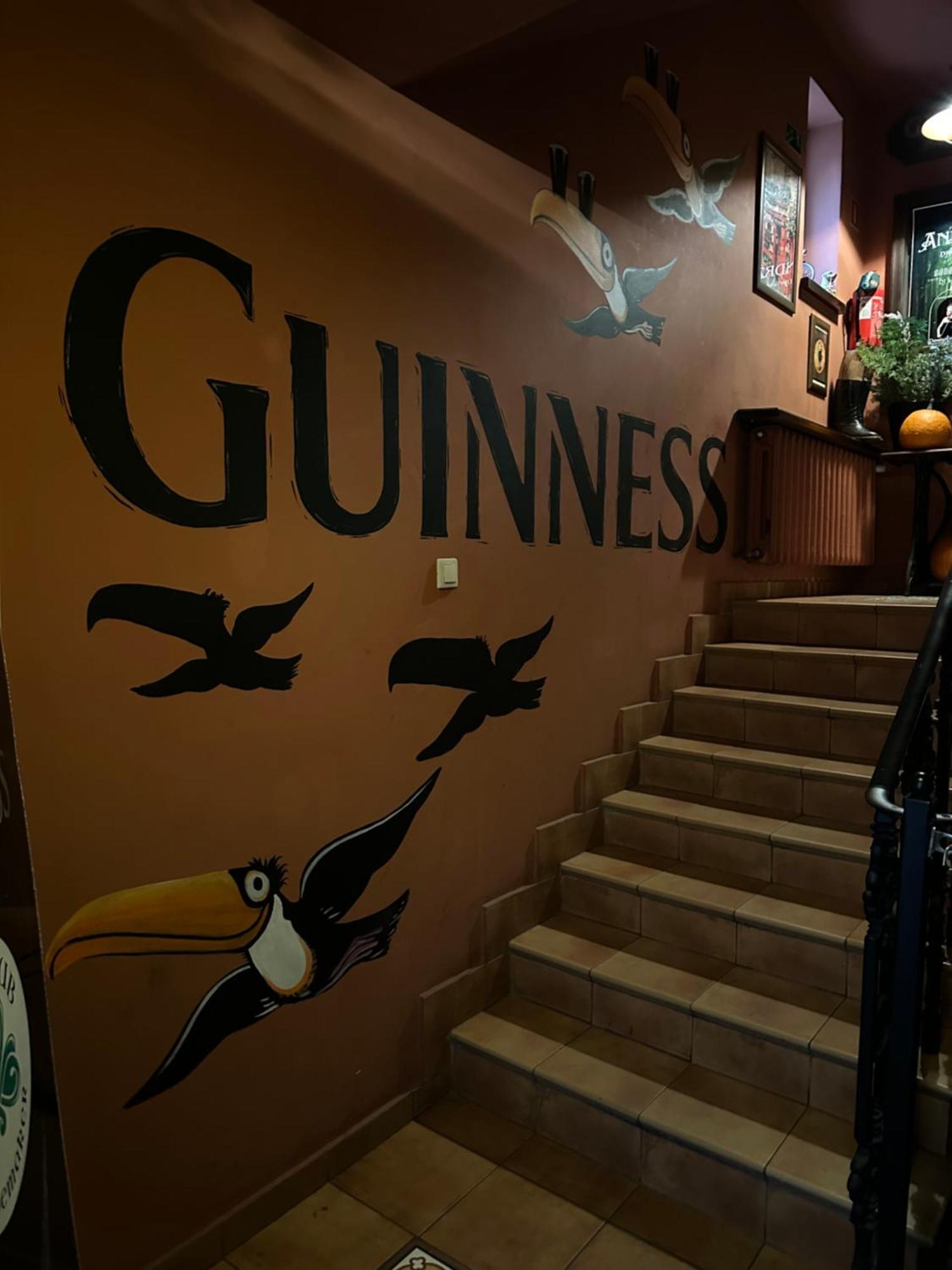 Shoemaker Irish Pub & Accommodation Келце Екстериор снимка