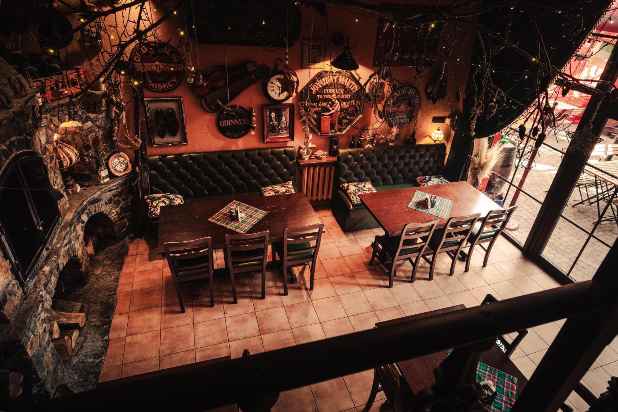 Shoemaker Irish Pub & Accommodation Келце Екстериор снимка